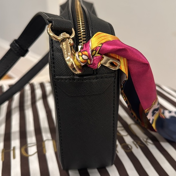 Henri Bendel Bag Black Saffiano Leather Crossbody Bag - Picture 6 of 17